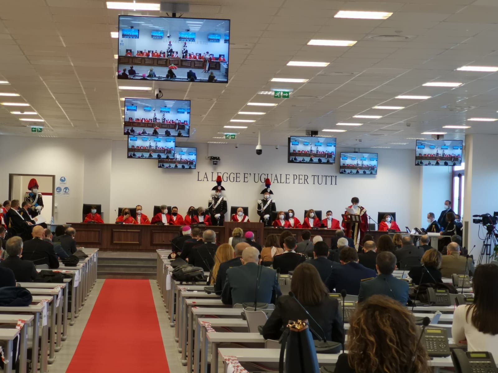 La relazione della Procura generale: «Imponente attività di contrasto al crimine»