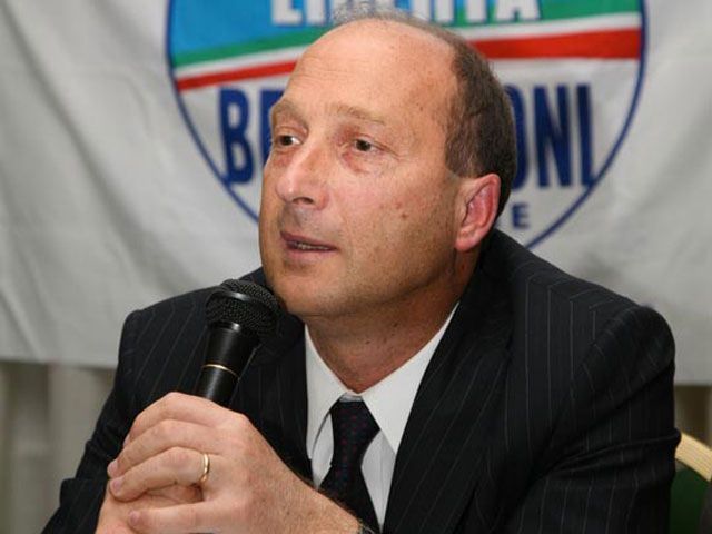 Foti: «Sulle Province ennesimo pasticcio del governo»