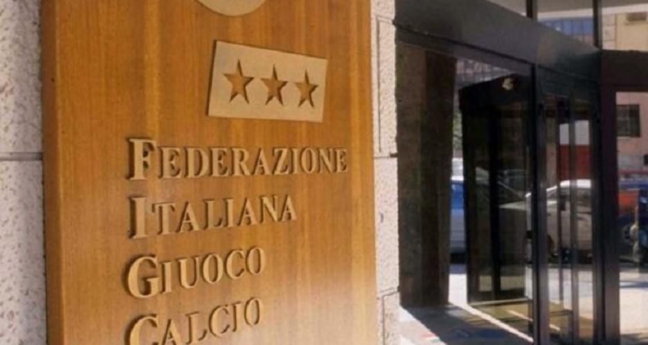 Giornata campale per il “ripescaggio” del Crotone in serie A