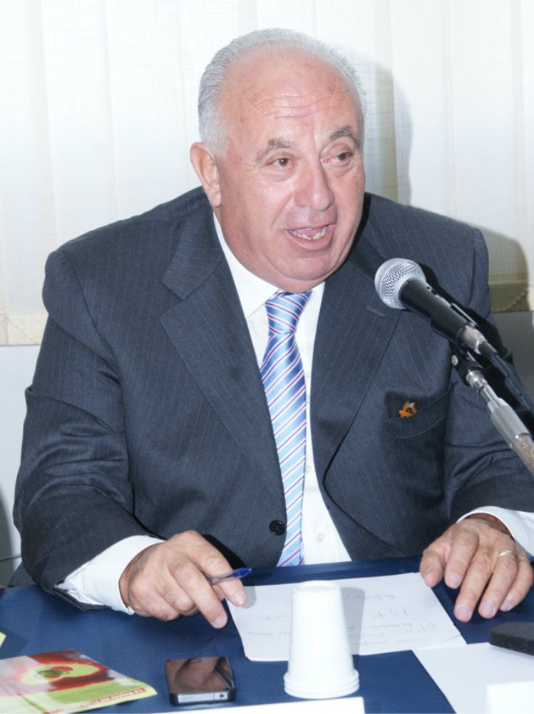 Pirillo bacchetta D`Attorre: sta spaccando il partito