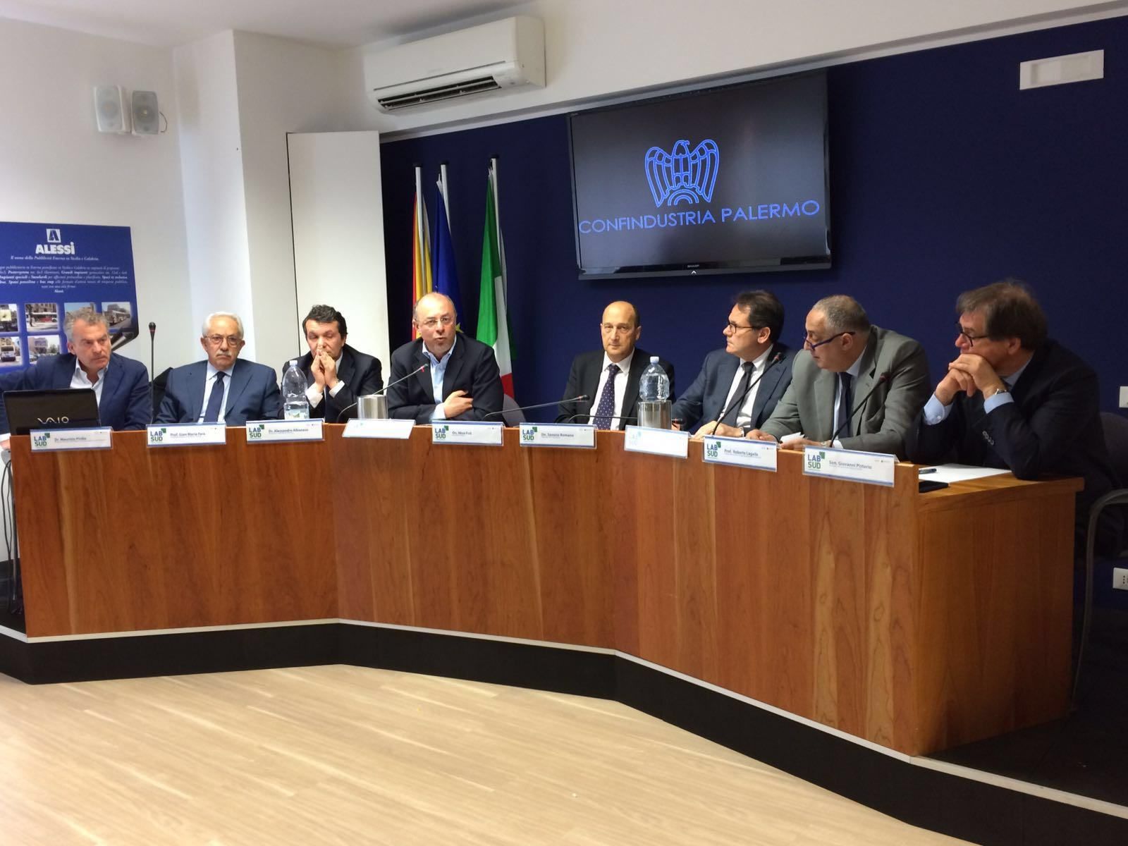 Nino Foti presenta Labsud a Palermo