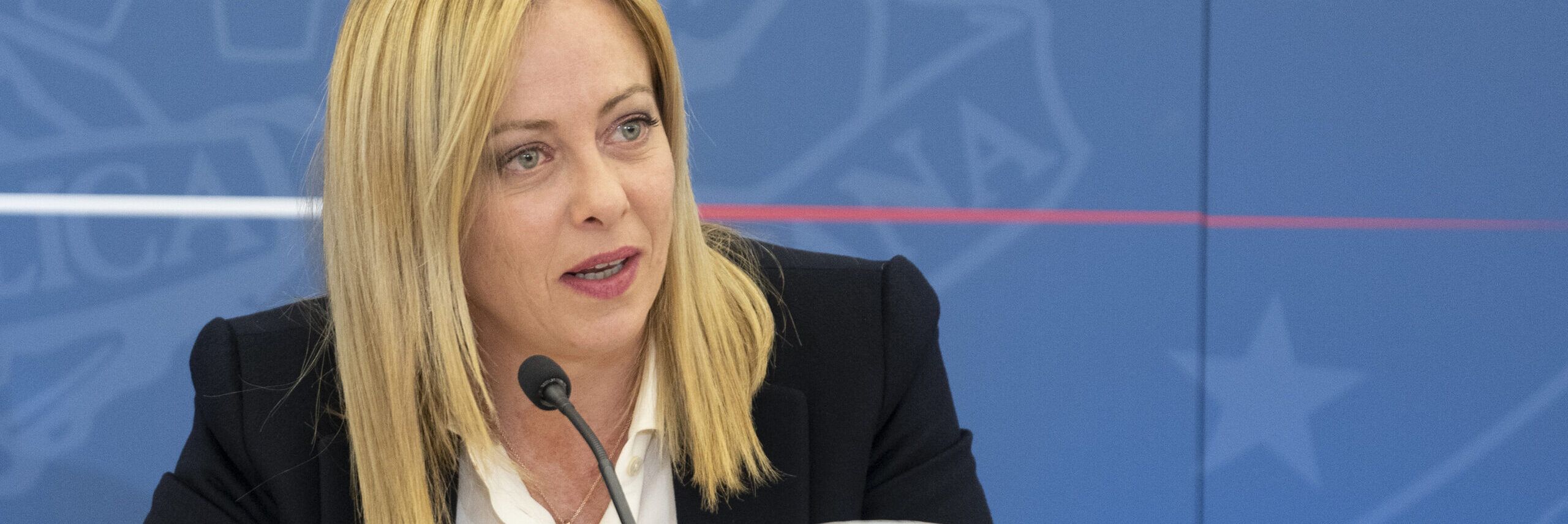Tensioni con la Francia, Meloni: «Molto colpita dalla reazione aggressiva»