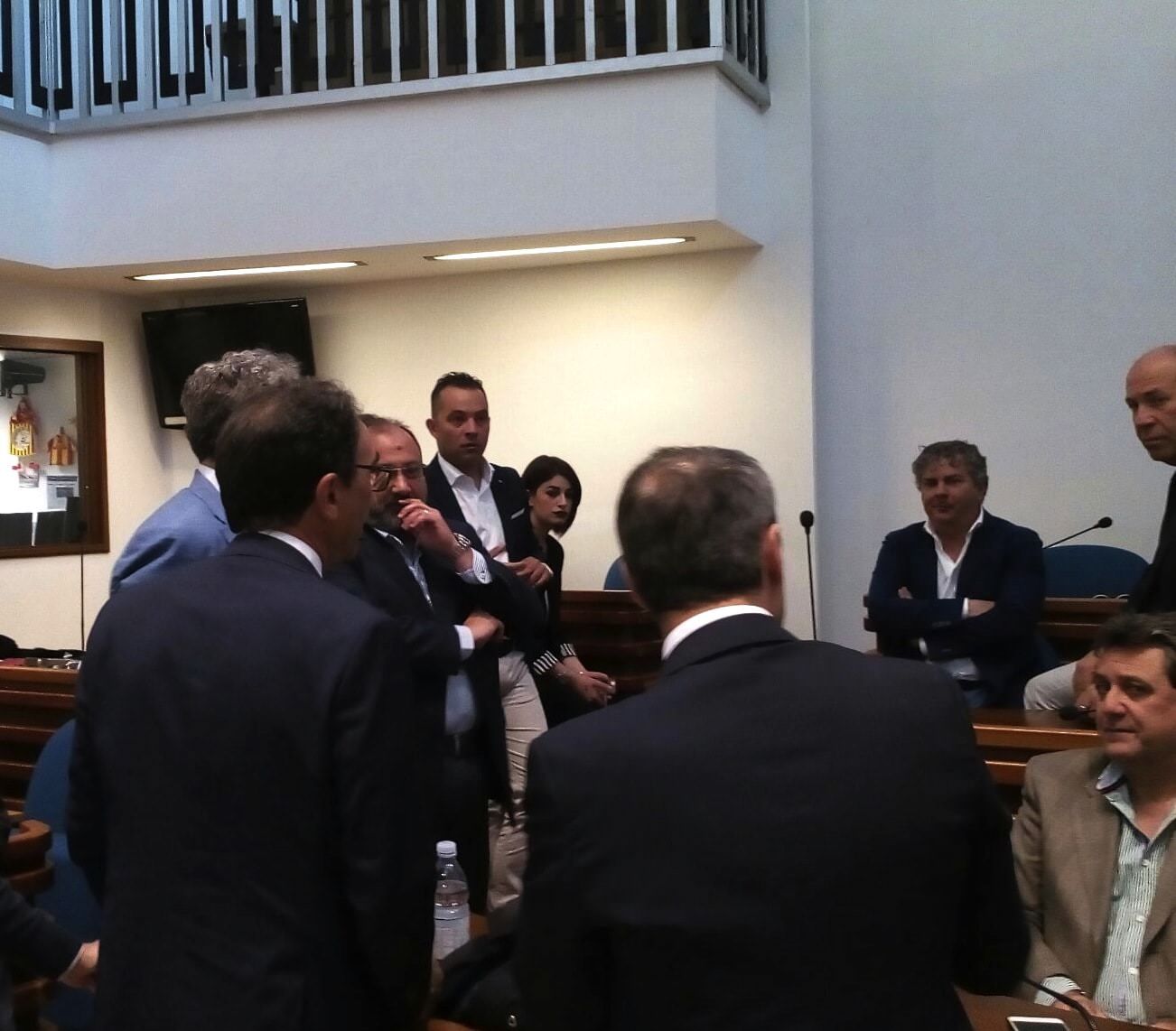 Catanzaro, il centrodestra “blinda” il consiglio comunale