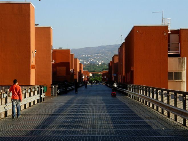 Unical, gli studenti al rettore: «Non siamo dei bancomat»