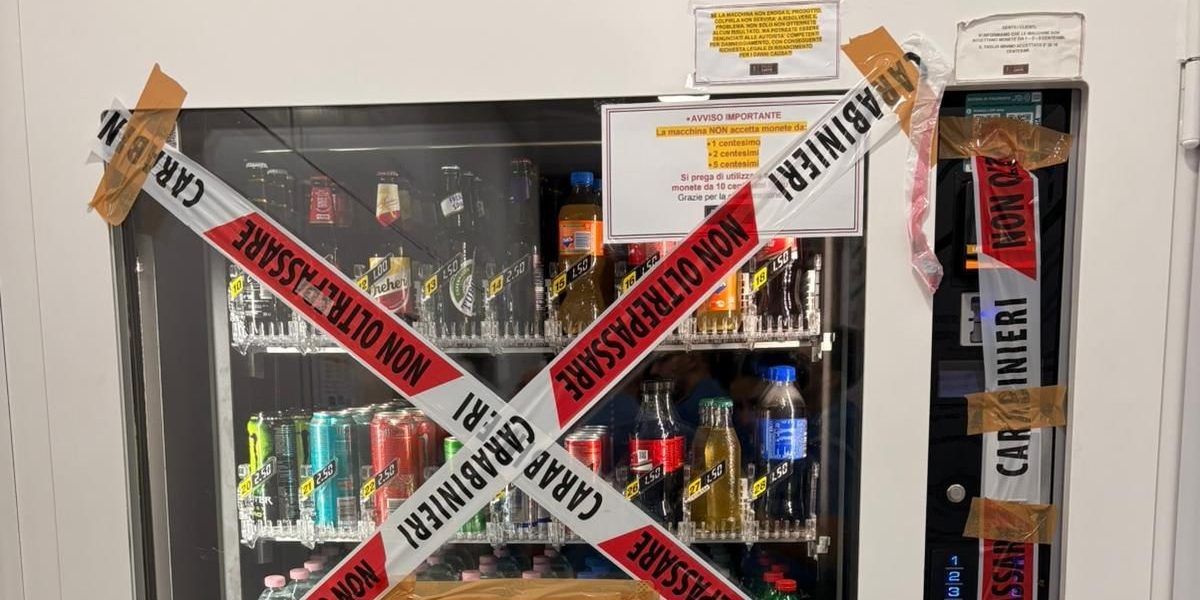 Crotone, controlli serali sul lungomare: sanzione ai distributori automatici di alcolici