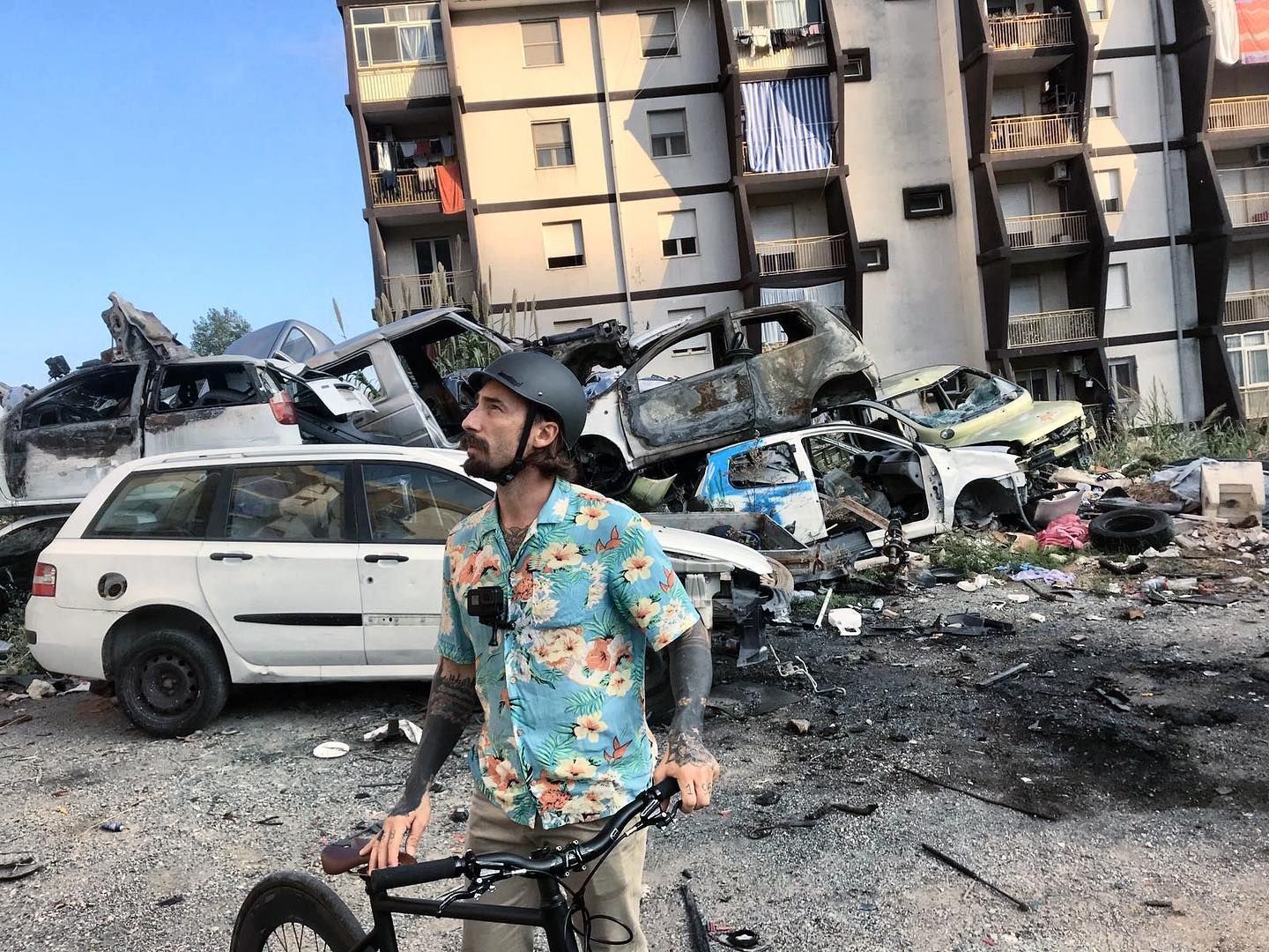 Catanzaro, Brumotti nel «supermarket della droga» di viale Isonzo