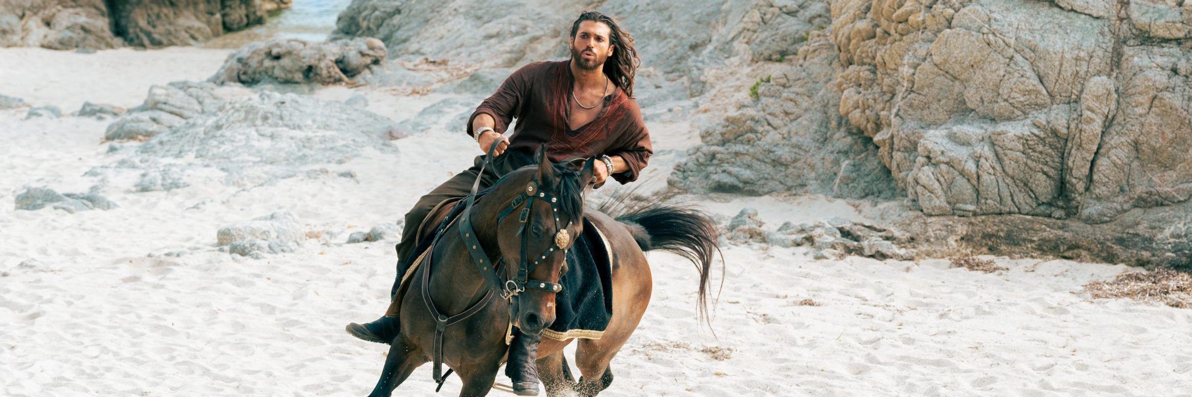 Sandokan domina la prima serata: Rai 1 vola oltre il 30% di share