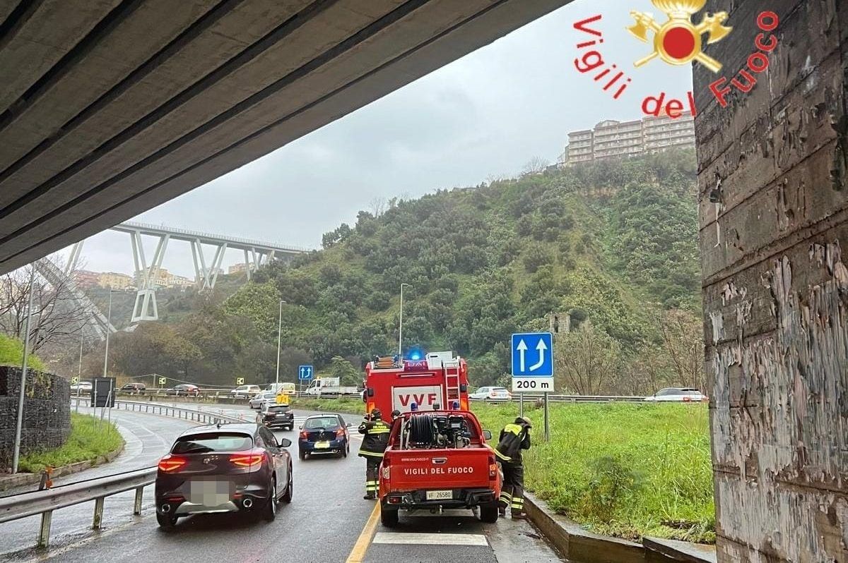 Maltempo in Calabria, disagi a Catanzaro e nel Cosentino. Nella notte oltre 50 interventi dei Vigili del Fuoco