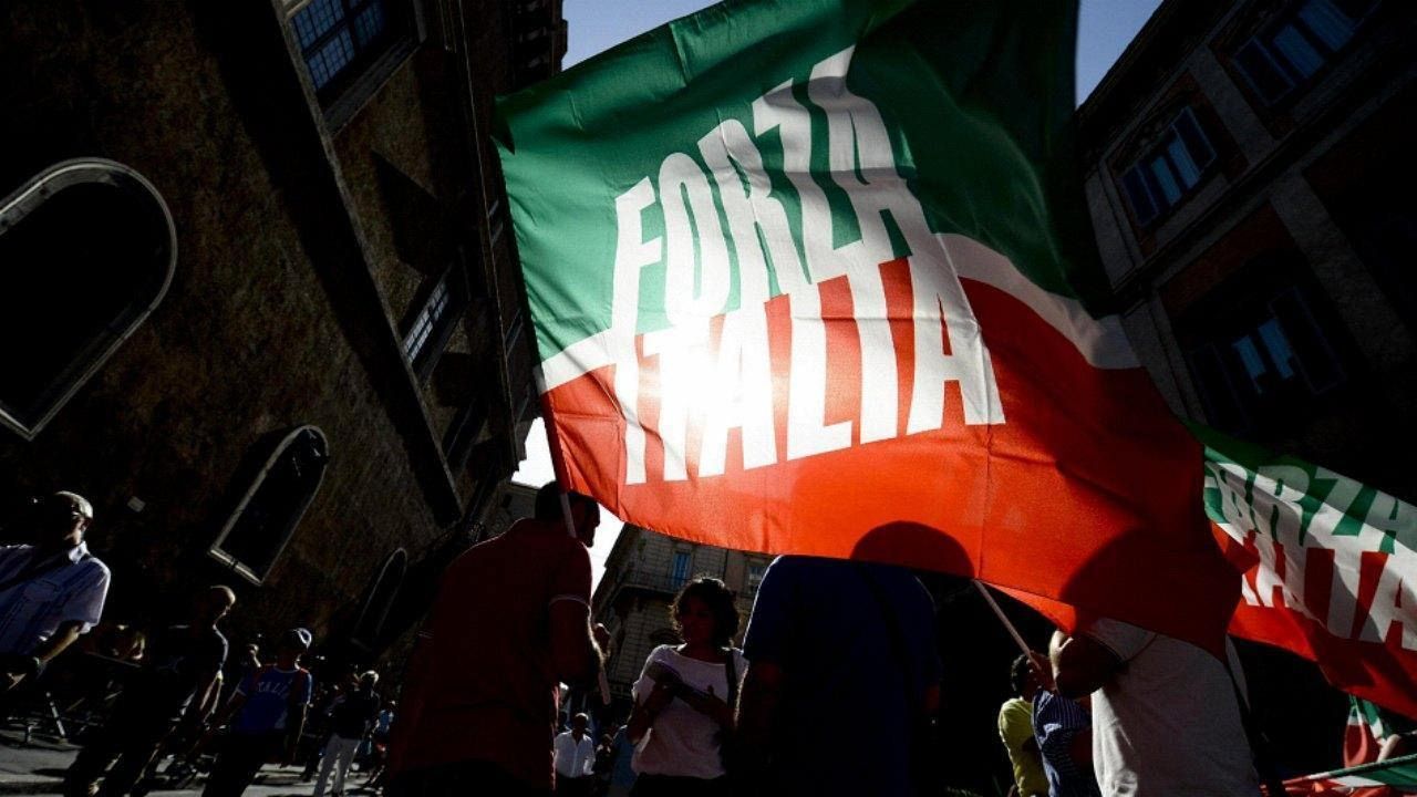 Il centrodestra mostra i muscoli