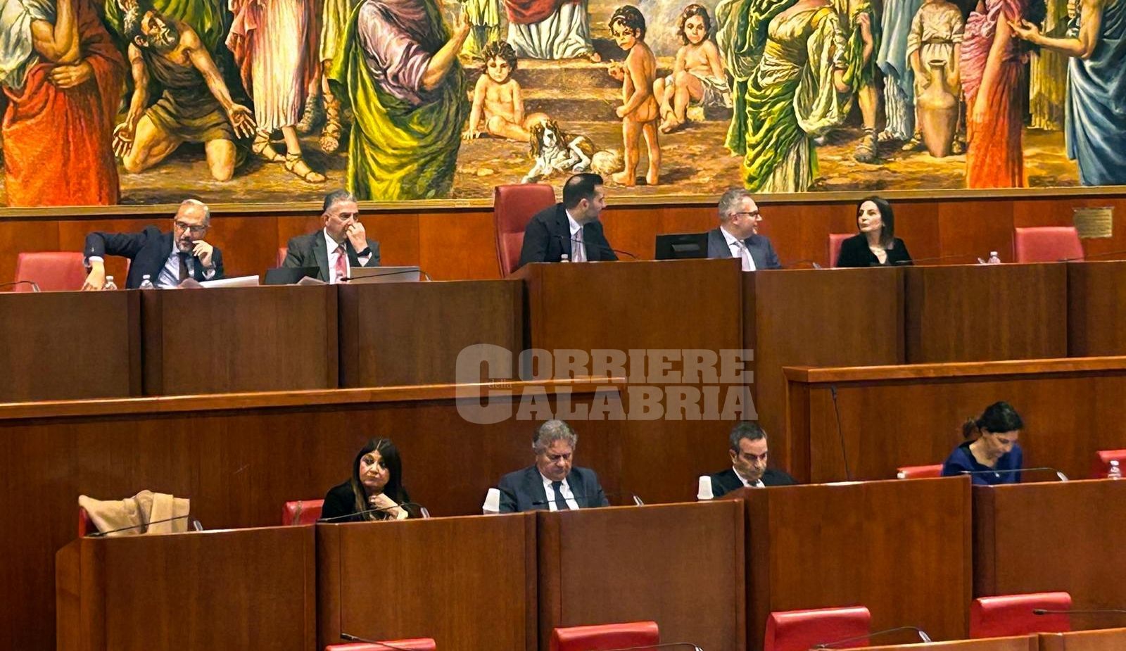 Maltempo, polemiche e impegni: il Consiglio regionale si apre sotto il segno dell’emergenza