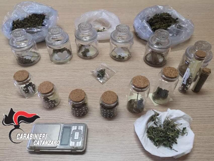 Aggredisce un uomo con un “blocca pedali”, arrestato 26enne di Curinga