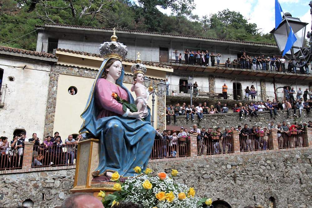 La Madonna di Polsi a San Luca per dare una scossa all’autodeterminazione calabrese