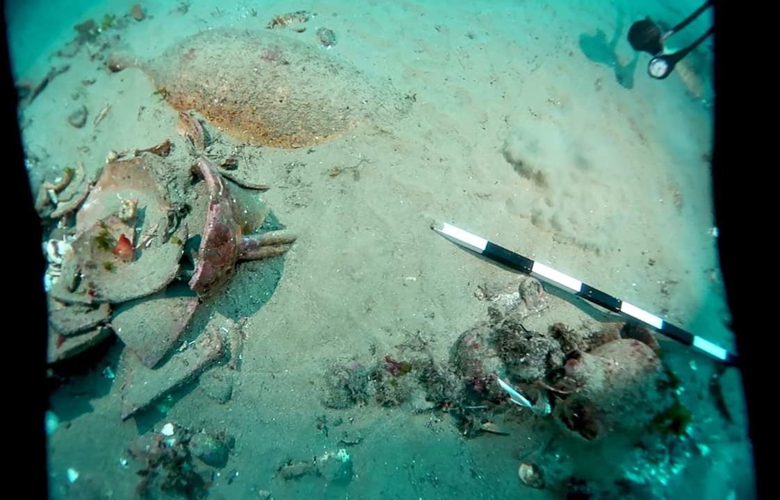Reperti di un relitto scoperti nei fondali di Reggio – FOTO