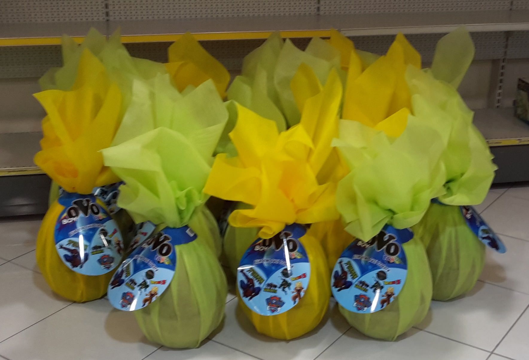 Sequestrate centinaia di uova di Pasqua giocattolo