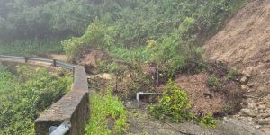 Maltempo e precipitazioni intense: è emergenza frane e smottamenti a Caloveto – FOTO