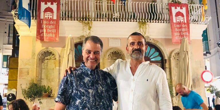 Il presidente della Camera dei Comuni del Canada a Tropea: «Affascinato dai luoghi, ritornerò»