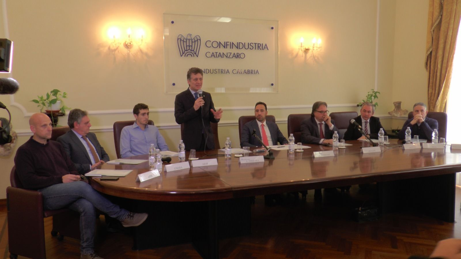 «Una sanità normale? Forse tra vent'anni»