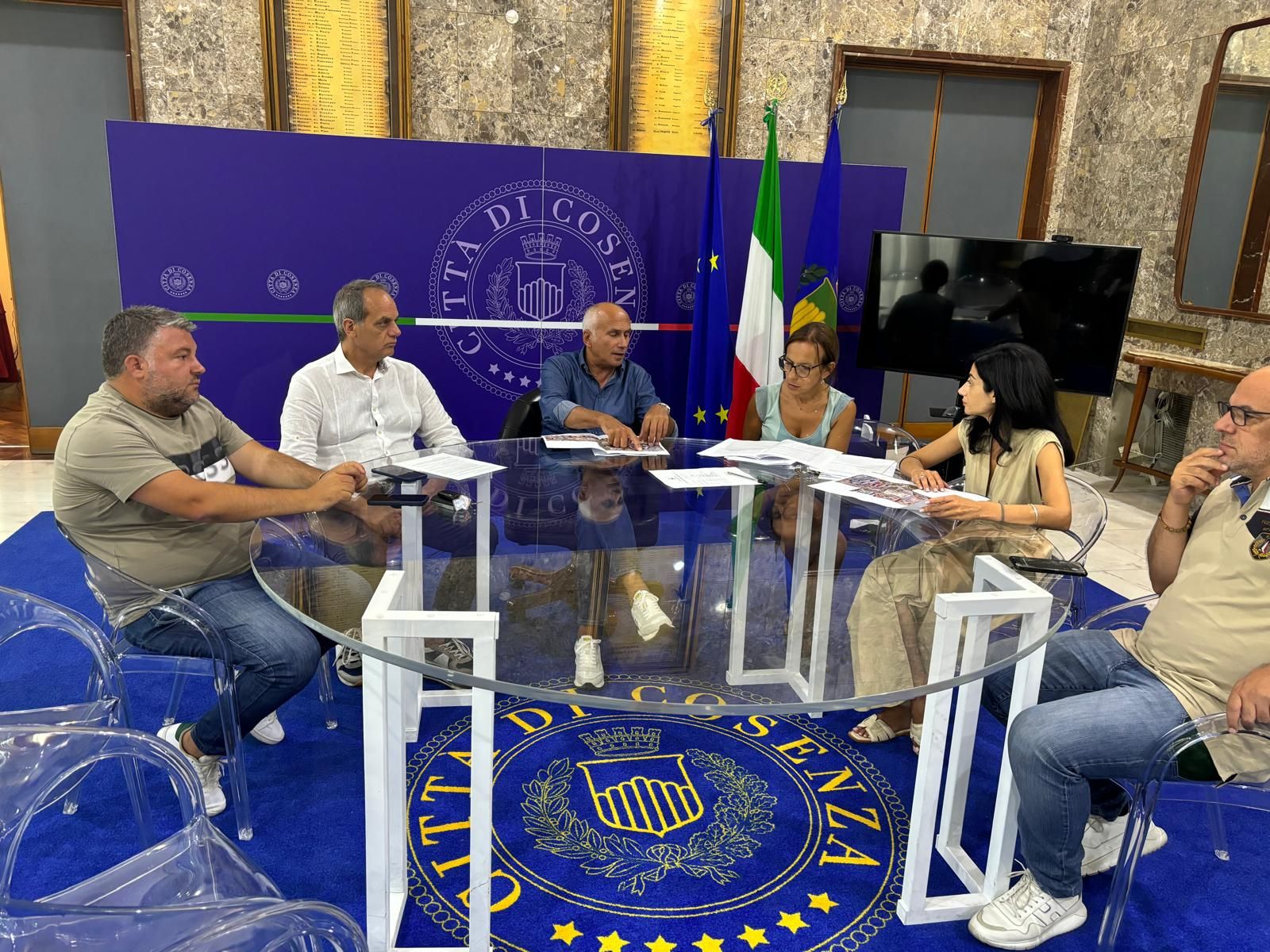 Cosenza, Caruso assicura: più piste ciclabili e più sicurezza. «Un collegamento dalla confluenza a Rende»