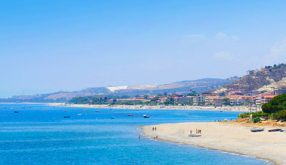 Balneazione, ritorna conforme il punto di Bova Marina