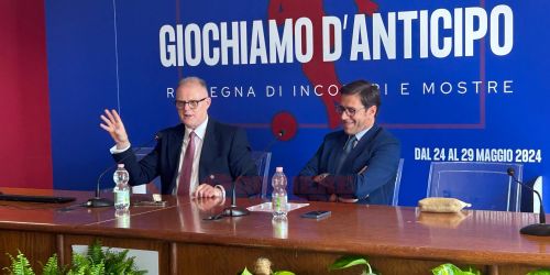 Di palma giochia d'anticipo