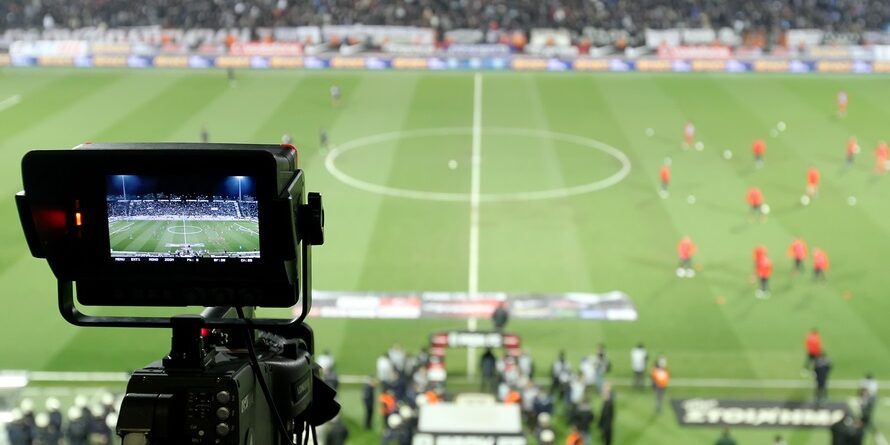 Catanzaro e Cosenza sbarcano su Amazon Prime, Agcom approva il canale dedicato alla serie B