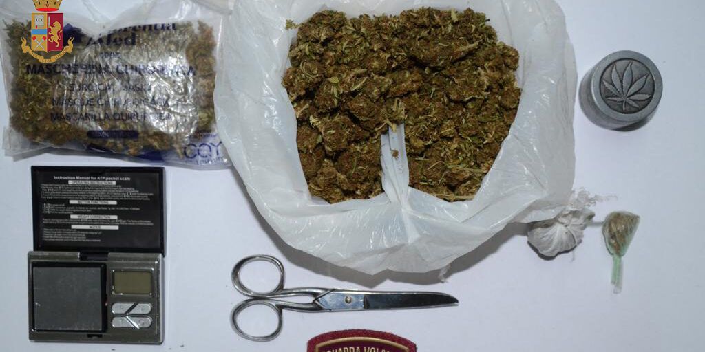 Spaccio di sostanze stupefacenti, tre arresti a Taurianova