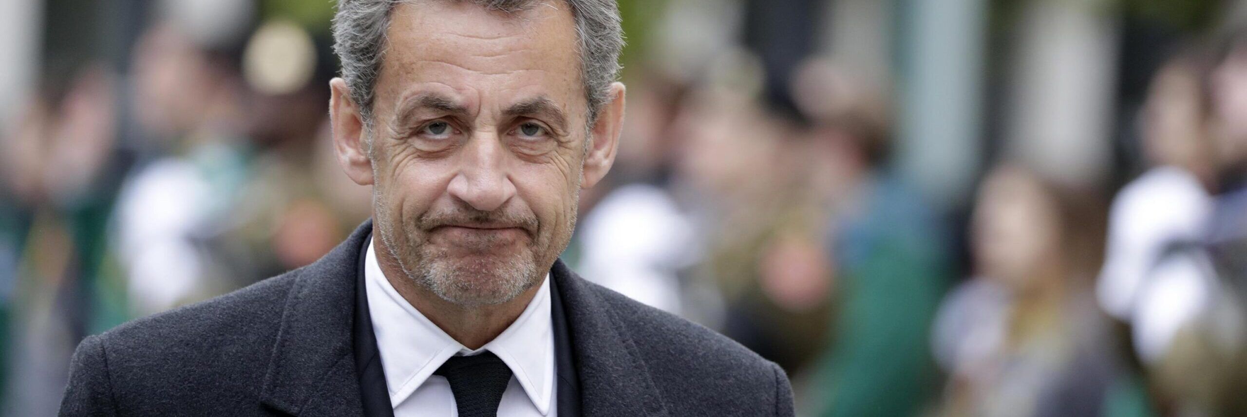 Corruzione, Sarkozy condannato in appello a 3 anni. Uno da scontare