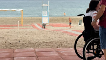 A Simeri Crichi un lido comunale senza barriere architettoniche: il mare diventa davvero per tutti