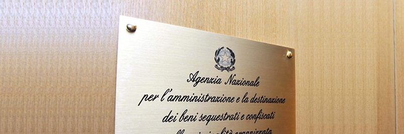 L’Agenzia presenta 250 beni confiscati: 95 sono in Calabria