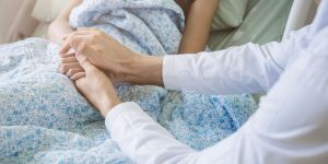 Cure palliative, il piano della Regione Calabria per una rete più vicina ai pazienti