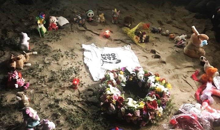 Strage di Cutro, la veglia in ricordo delle 94 vittime. «Ingiustificabile assenza del Governo» – VIDEO