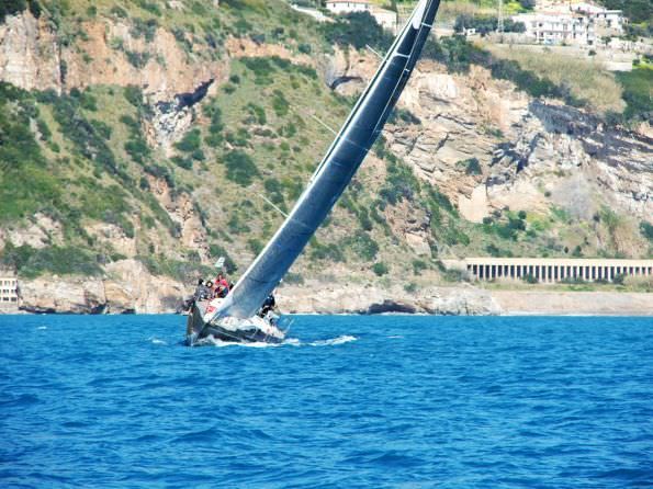 Due vittorie della vibonese "Damanhur" nel campionato di vela d'altura