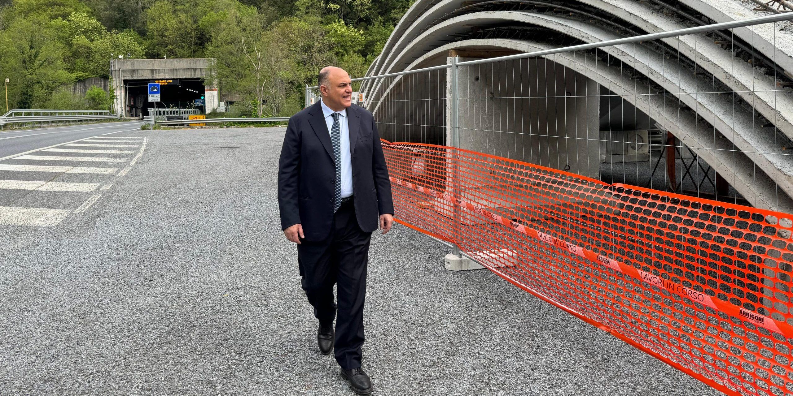 Lavori alla Galleria Limina, Calabrese: riapertura per un Natale senza disagi