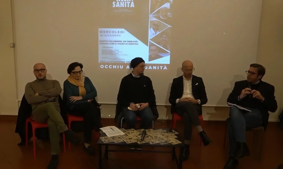 A Lamezia presentato il libro “Occhiu alla sanità”. «Dopo 15 anni di fallimento, il governo cancelli il Piano di rientro»