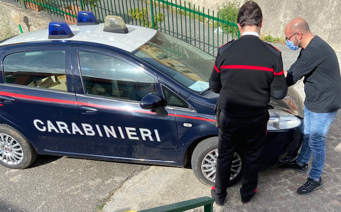 Lamezia, i carabinieri consegnano 60 tablet agli alunni del IC "Don Milani"