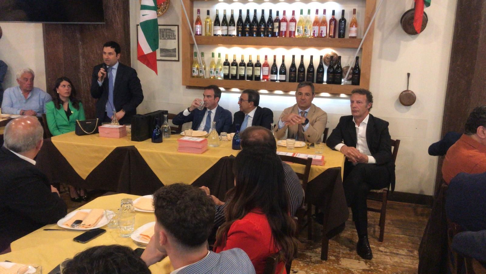 Forza Italia mostra i muscoli anche nel Cosentino – FOTO