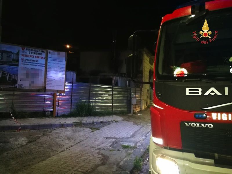 Catanzaro, bruciato container in un cantiere edile