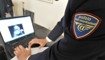 Cresce l’adescamento online dei minori: oltre 2.600 casi nel 2025