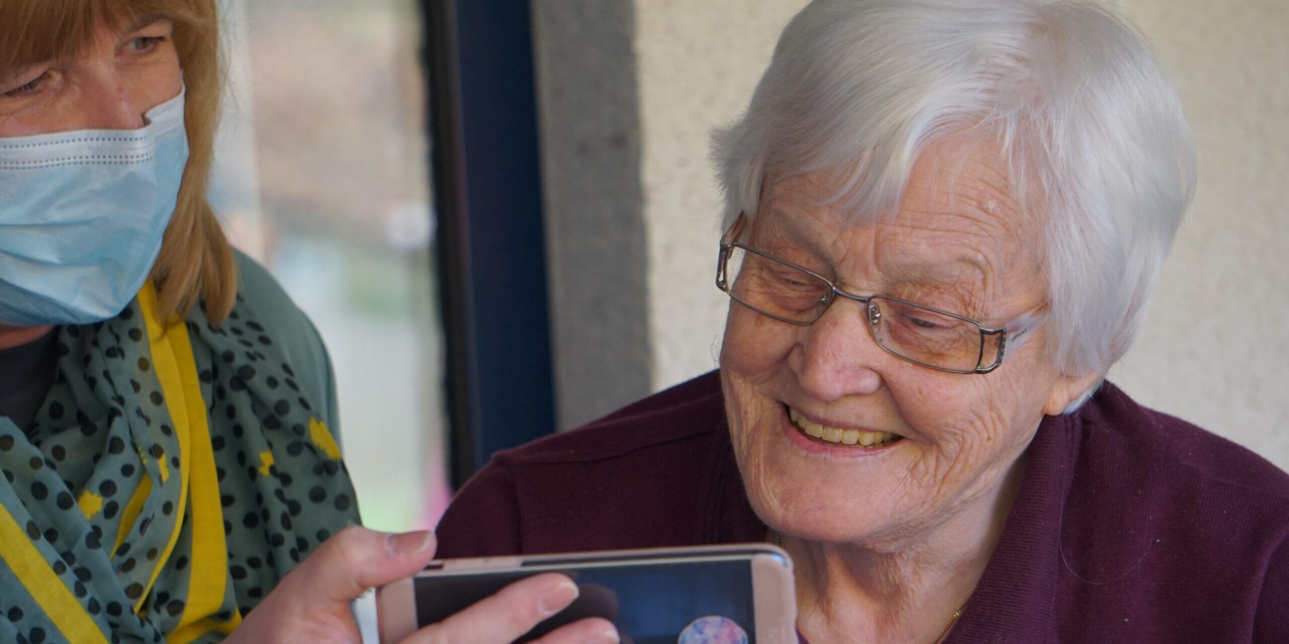 Vaccini, attive le prenotazioni per i caregiver