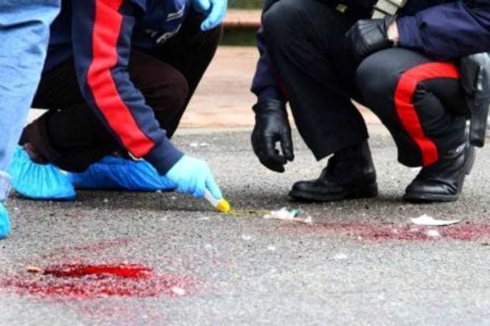 Spara dal balcone all'ex sindaco di Guardavalle, arrestato