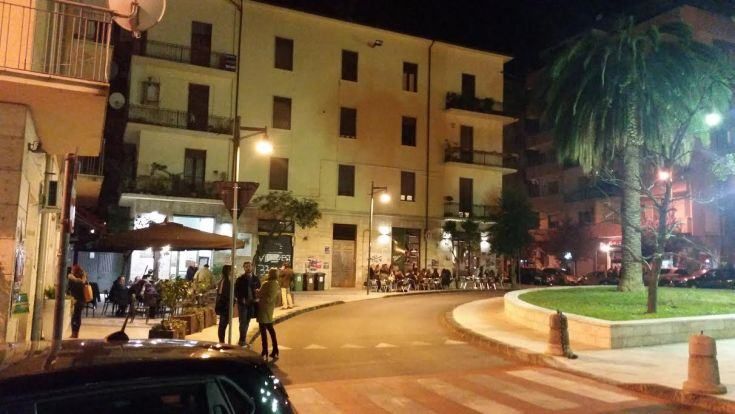 Cosenza, ordinanza anti-movida per prevenire i contagi