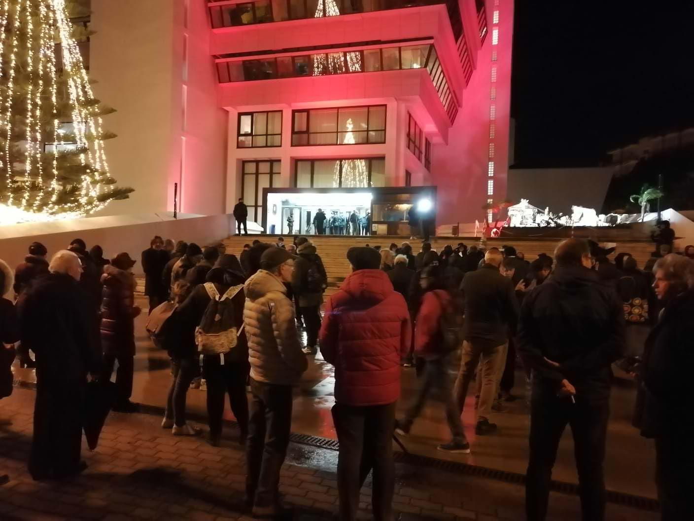 Le Sardine reggine “accolgono” Salvini – VIDEO