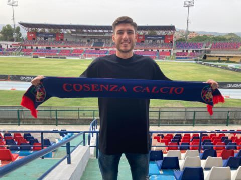 Cosenza, Gennaro Borrelli in prestito dal Pescara