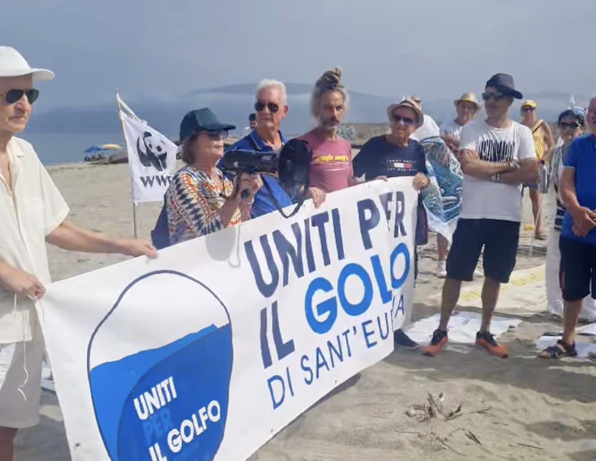 A Lamezia sit-in nell’area dell’ex Sir. La denuncia delle associazioni ambientaliste: «Siamo indignati» – VIDEO