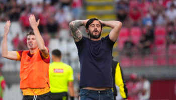 Aquilani in lacrime, poi l’abbraccio con Bianco. «Non ho mai visto una squadra così»