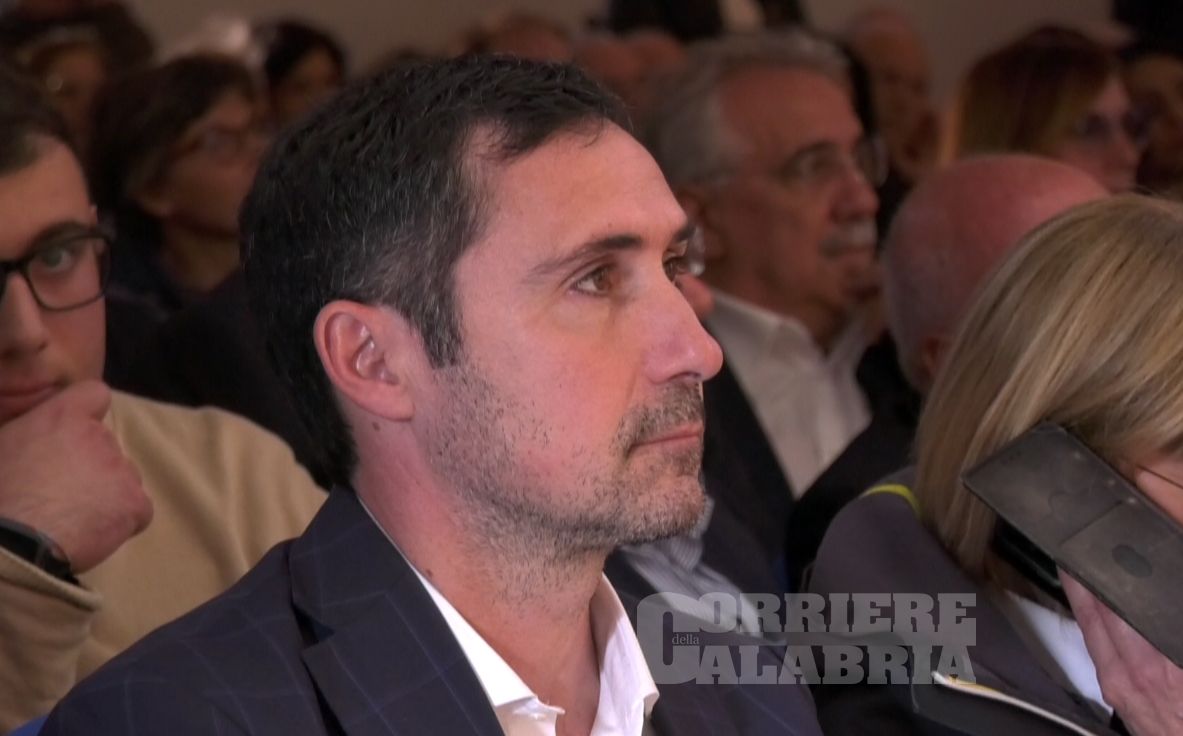 Mozione per gli alunni disabili, Alecci: «L’anticipo dei fondi per l’assistenza è una soluzione di buon senso»