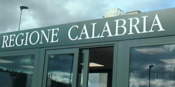 Recupero dei crediti e “stretta” su burocrazia e sottogoverno: le priorità della Regione