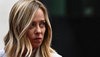 Siher libero, Meloni: «Decisione vergognosa»