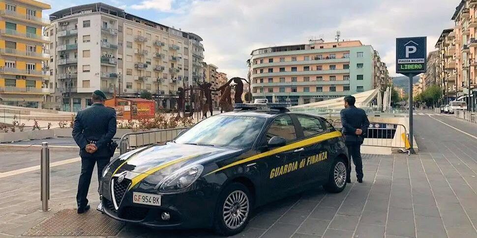 Guardia di finanza di Cosenza: 4.212 interventi, 2.385 indagini e 76 milioni sottratti alla criminalità