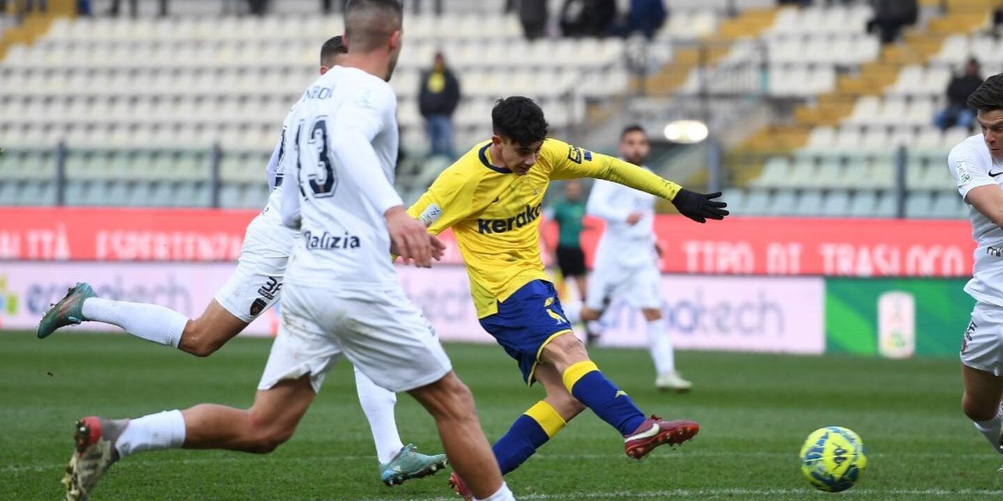 Cosenza ko a Modena e sempre più ultimo in classifica